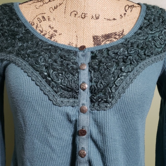 Sold{Free People} Teal Applique Thermal - Picture 3 of 5